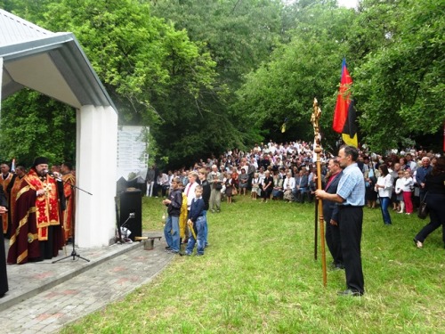 В Добромилі відбулось поминальне богослужіння за жертвами тоталітарних режимів.(ФОТО)